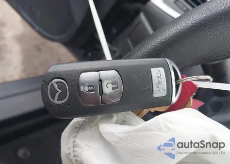 2018 Mazda Mazda3 Sport из США, поврежденный, VIN 3MZBN1K73JM265856